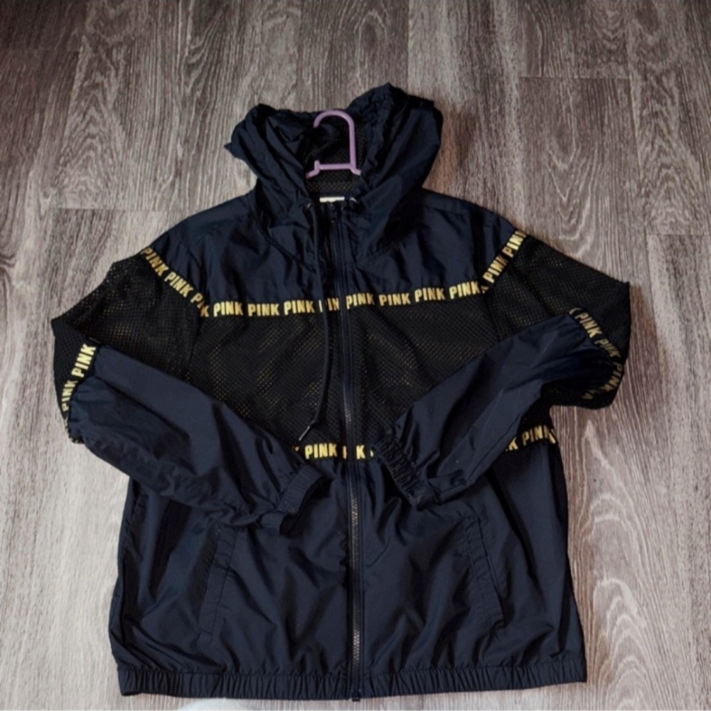 Victorias Secret PINK Black And Gold Windbreaker. Great Condition. Sz XS